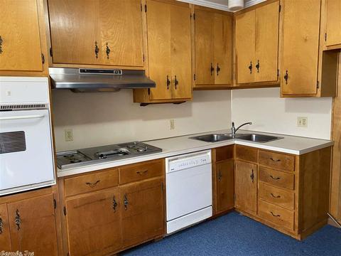 1213 S Elm, Pine Bluff, AR 71601 photo 2
