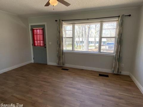 73 S Circle Dr, Ash Flat, AR 72513 photo 2