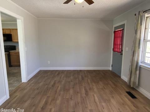 73 S Circle Dr, Ash Flat, AR 72513 photo 4