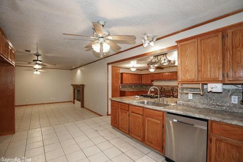 804 Ruth Dr, Bryant, AR 72022 photo 17