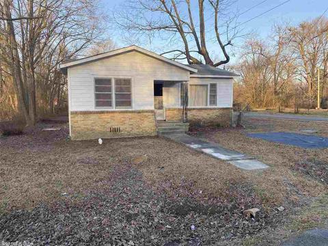 300 S Sycamore, Pine Bluff, AR 71601 photo 3
