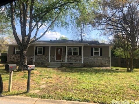63 Crain Dr, Bryant, AR 72022 photo 1