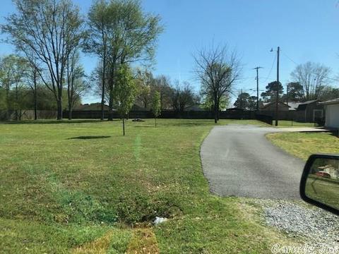 63 Crain Dr, Bryant, AR 72022 photo 3