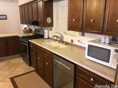 63 Crain Dr, Bryant, AR 72022 photo 2