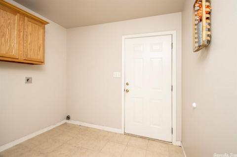 355 Meadow Creek Dr, Haskell, AR 72015 photo 9