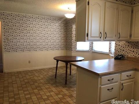4501 Thompson Dr, Pine Bluff, AR 71603 photo 5