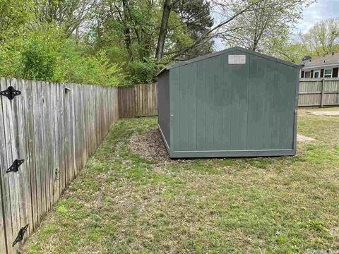 210 S J P Wright Loop, Jacksonville, AR 72076 photo 13