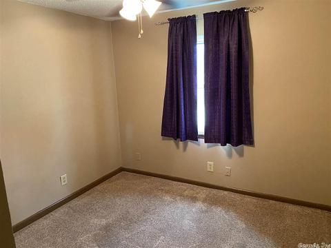 210 S J P Wright Loop, Jacksonville, AR 72076 photo 4