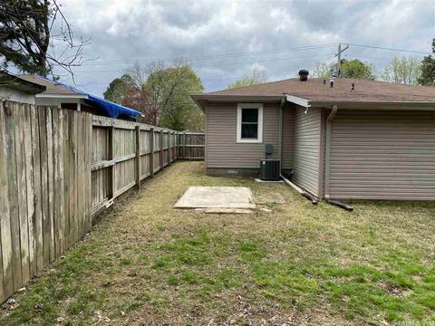 210 S J P Wright Loop, Jacksonville, AR 72076 photo 15