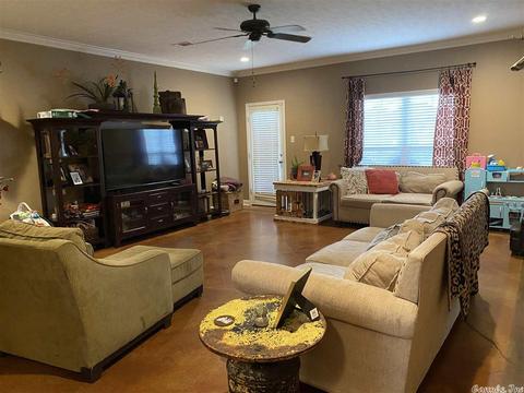 115 Four Winds Dr, Conway, AR 72034 photo 2