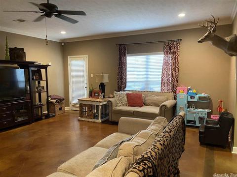 115 Four Winds Dr, Conway, AR 72034 photo 3
