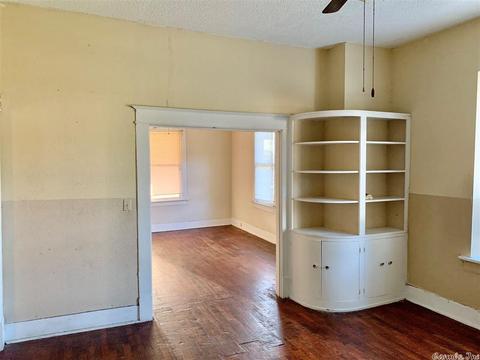 1003 S Olive St, Pine Bluff, AR 71603 photo 7
