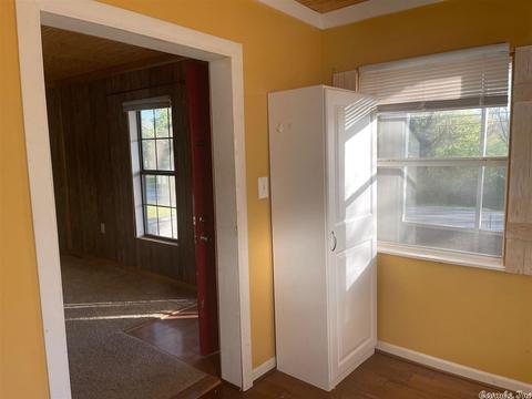 146 W Main St, Norman, AR 71960 photo 6