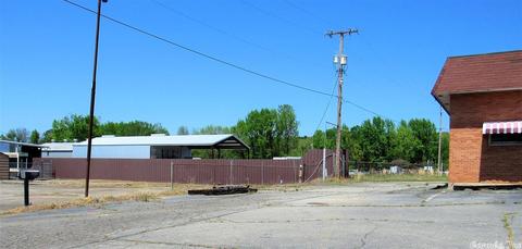 1301 E Broadway St, Morrilton, AR 72110 photo 4