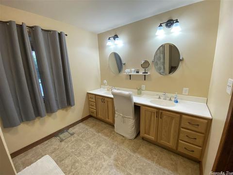 482 Ash Trl, Melbourne, AR 72556 photo 9