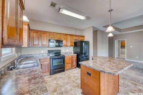 2030 Shadow Falls Dr, Conway, AR 72032 photo 7
