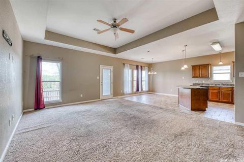 2030 Shadow Falls Dr, Conway, AR 72032 photo 2