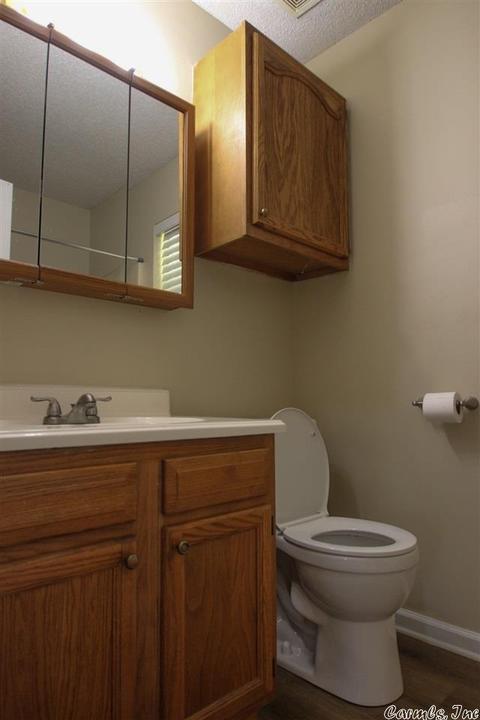 851 Montclair, Benton, AR 72015 photo 7