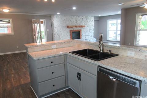 1505 W Iowa, Beebe, AR 72012 photo 10