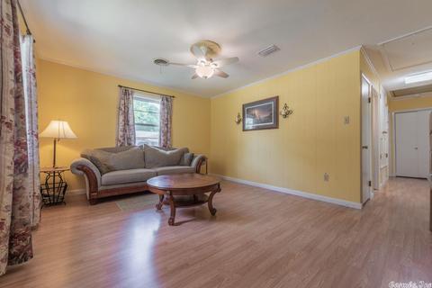 613 4th St, Conway, AR 72032 photo 3