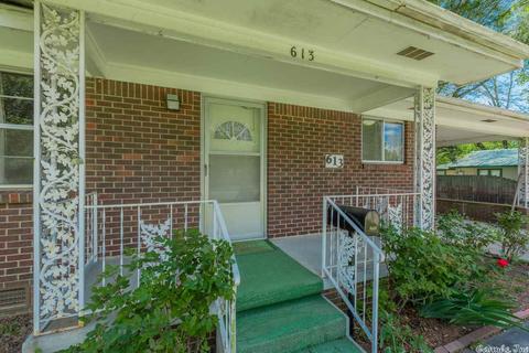 613 4th St, Conway, AR 72032 photo 2