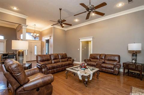5825 Westminster, Benton, AR 72019 photo 4