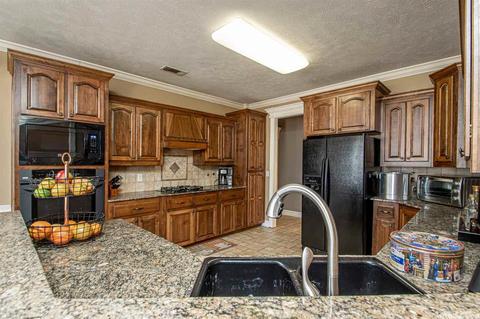 5825 Westminster, Benton, AR 72019 photo 8