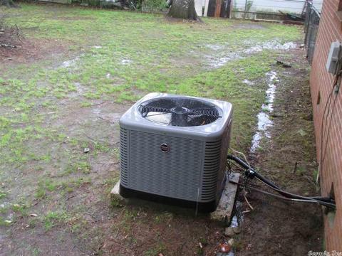 610 E Crayton, Gurdon, AR 71743 photo 5
