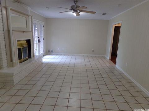 2402 Forest Knl, Pine Bluff, AR 71603 photo 5