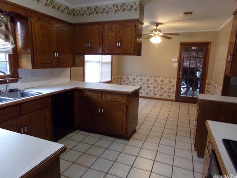 2402 Forest Knl, Pine Bluff, AR 71603 photo 7
