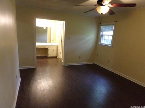 2402 Forest Knl, Pine Bluff, AR 71603 photo 9