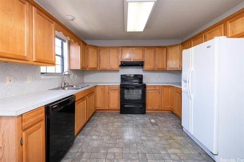 16 Leprechaun Ln, Alexander, AR 72002 photo 9