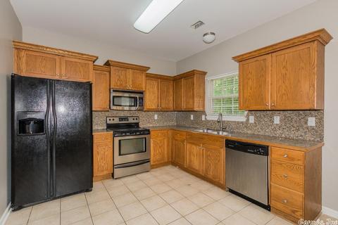 227 Madrid Dr, Benton, AR 72015 photo 8