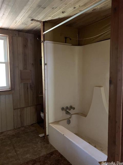 200 Star Rd, Romance, AR 72136 photo 9