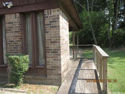 1013 Phillips, Warren, AR 71671 photo 8