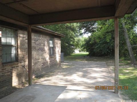 1013 Phillips, Warren, AR 71671 photo 10