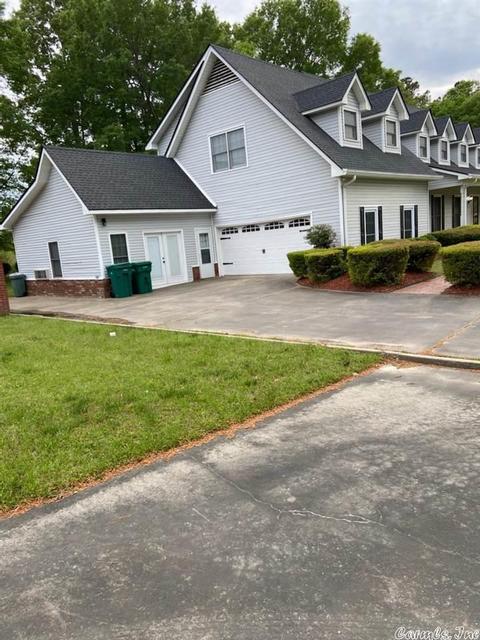 902 Golf View Dr, Pine Bluff, AR 71603 photo 3