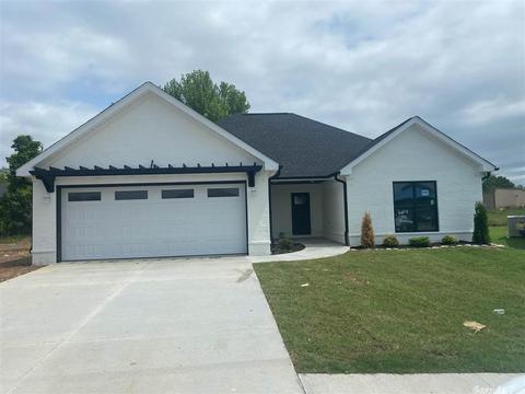 1775 Hobbiton Cir, Conway, AR 72032 photo 1