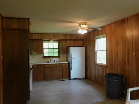 2105 Wright Ave, Benton, AR 72019 photo 4
