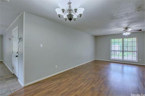 3003 Karen, Benton, AR 72015 photo 8