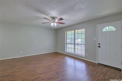 3003 Karen, Benton, AR 72015 photo 3