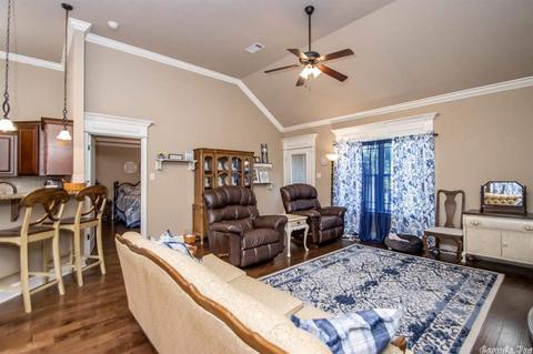 3113 Earle Dr, Benton, AR 72019 photo 8