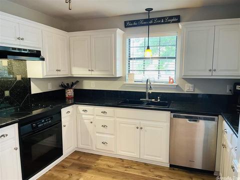 1902 Fox Trl, Benton, AR 72015 photo 10