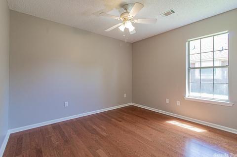 2840 Summerset, Conway, AR 72034 photo 5