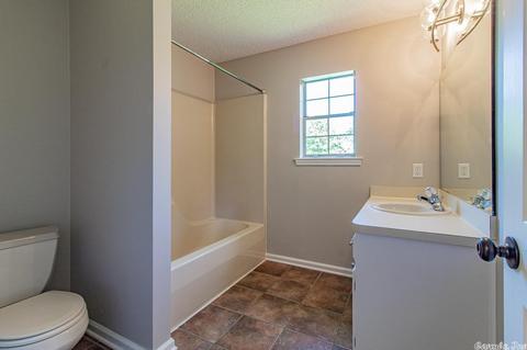 2840 Summerset, Conway, AR 72034 photo 9