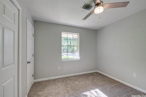 1502 Manor, Conway, AR 72034 photo 16