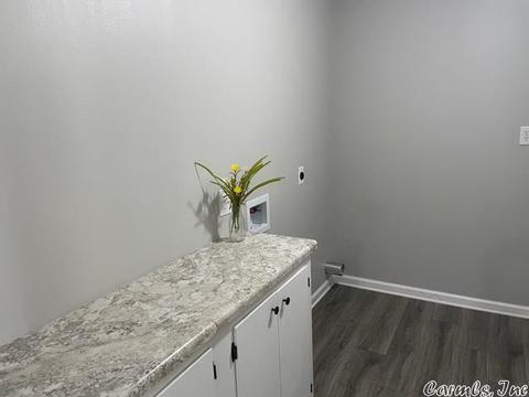1502 Manor, Conway, AR 72034 photo 10
