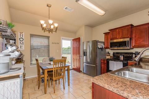 659 Peyton St, Ward, AR 72176 photo 9