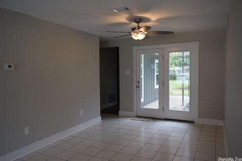 2115 Tyler, Conway, AR 72034 photo 10