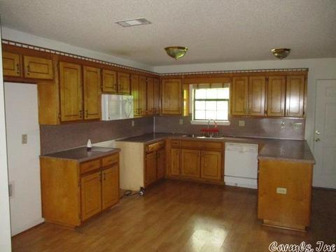 600 N Locust St, Pine Bluff, AR 71601 photo 9